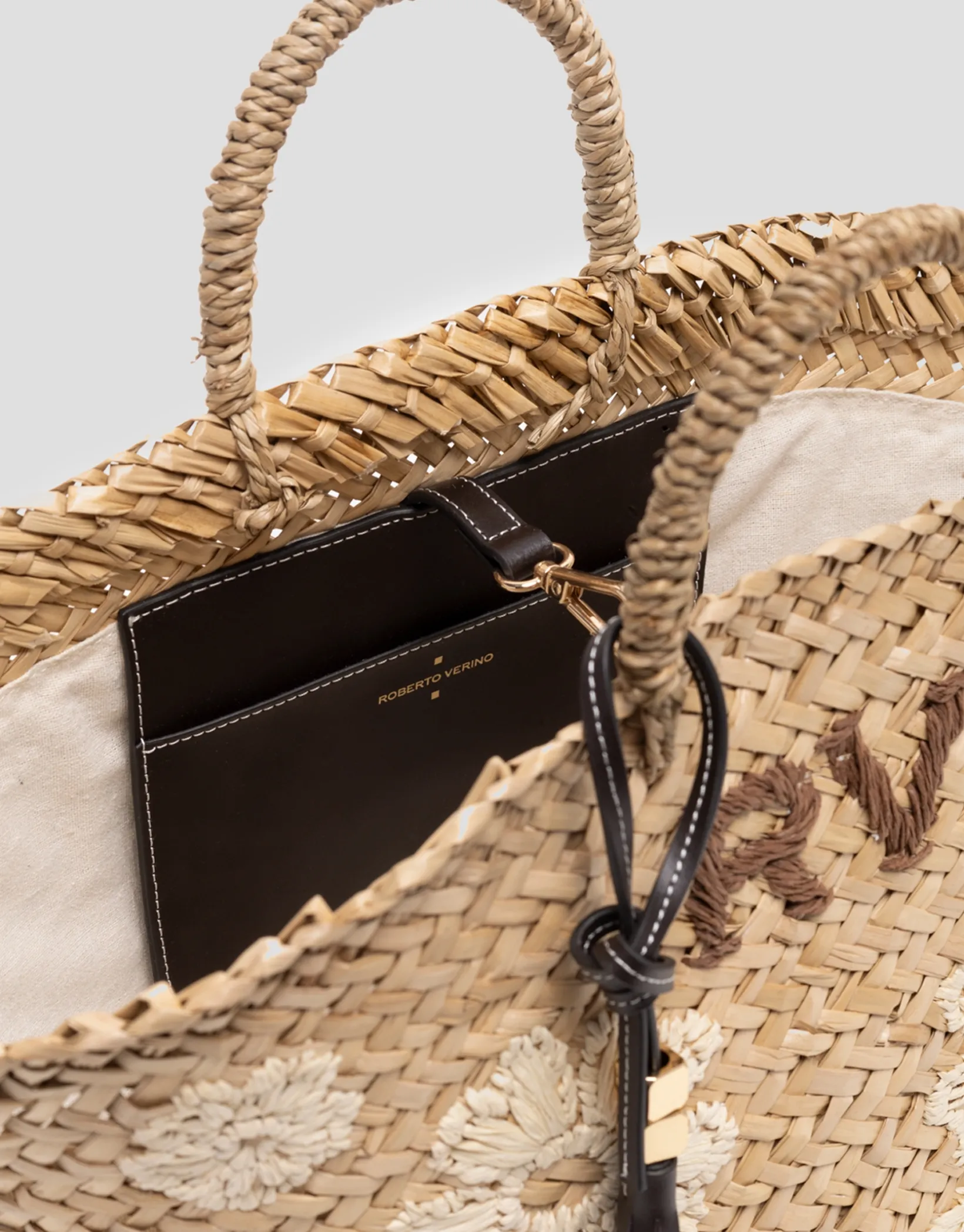 Cesta Tana Maxi fibras vegetales con flores bordadas