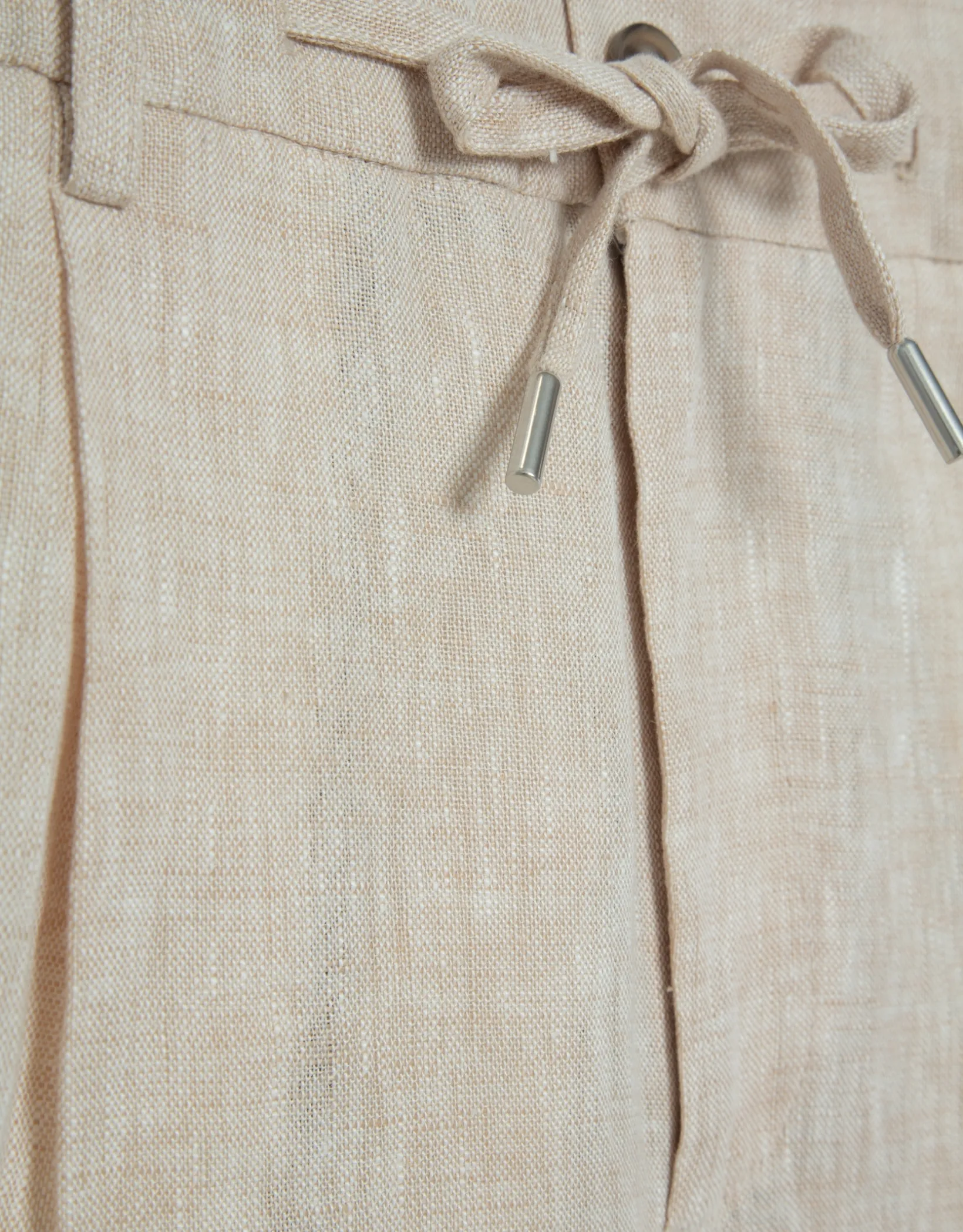 Pantalón pinzas lino color beige