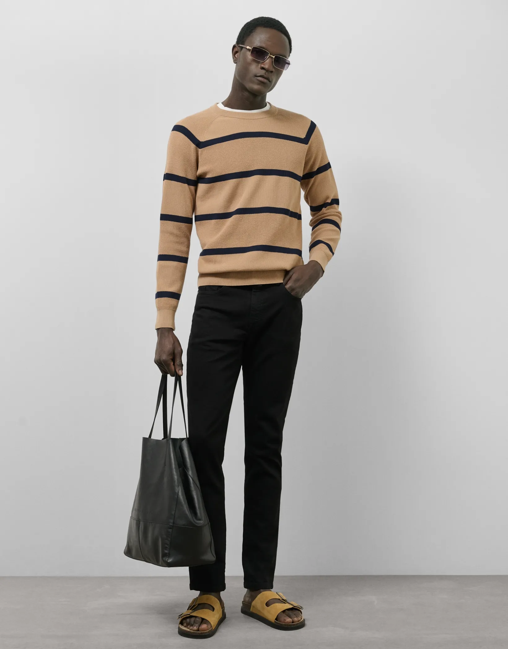 Pantalón vaquero negro slim fit