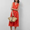 Vestido midi sin mangas bordado suizo rojo