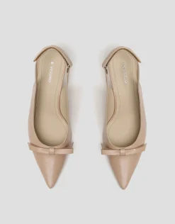 Zapato salón destalonado piel beige con lazo