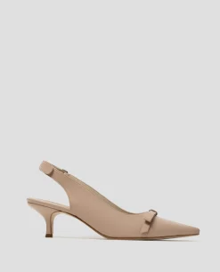 Zapato salón destalonado piel beige con lazo