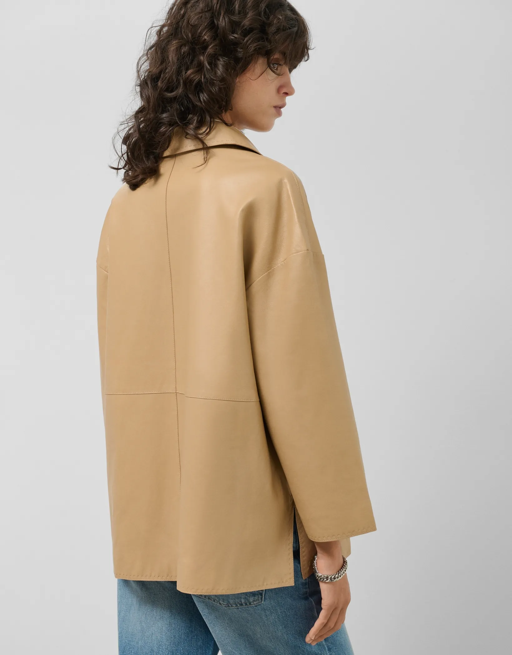 Abrigo corto napa beige