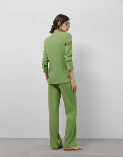 Blazer un botón crepé verde