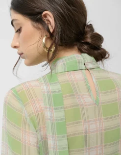 Blusa cuello fruncido cuadros tonos verde