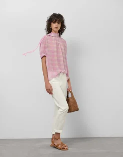 Blusa manga corta y cuello anudado cuadros tonos rosa