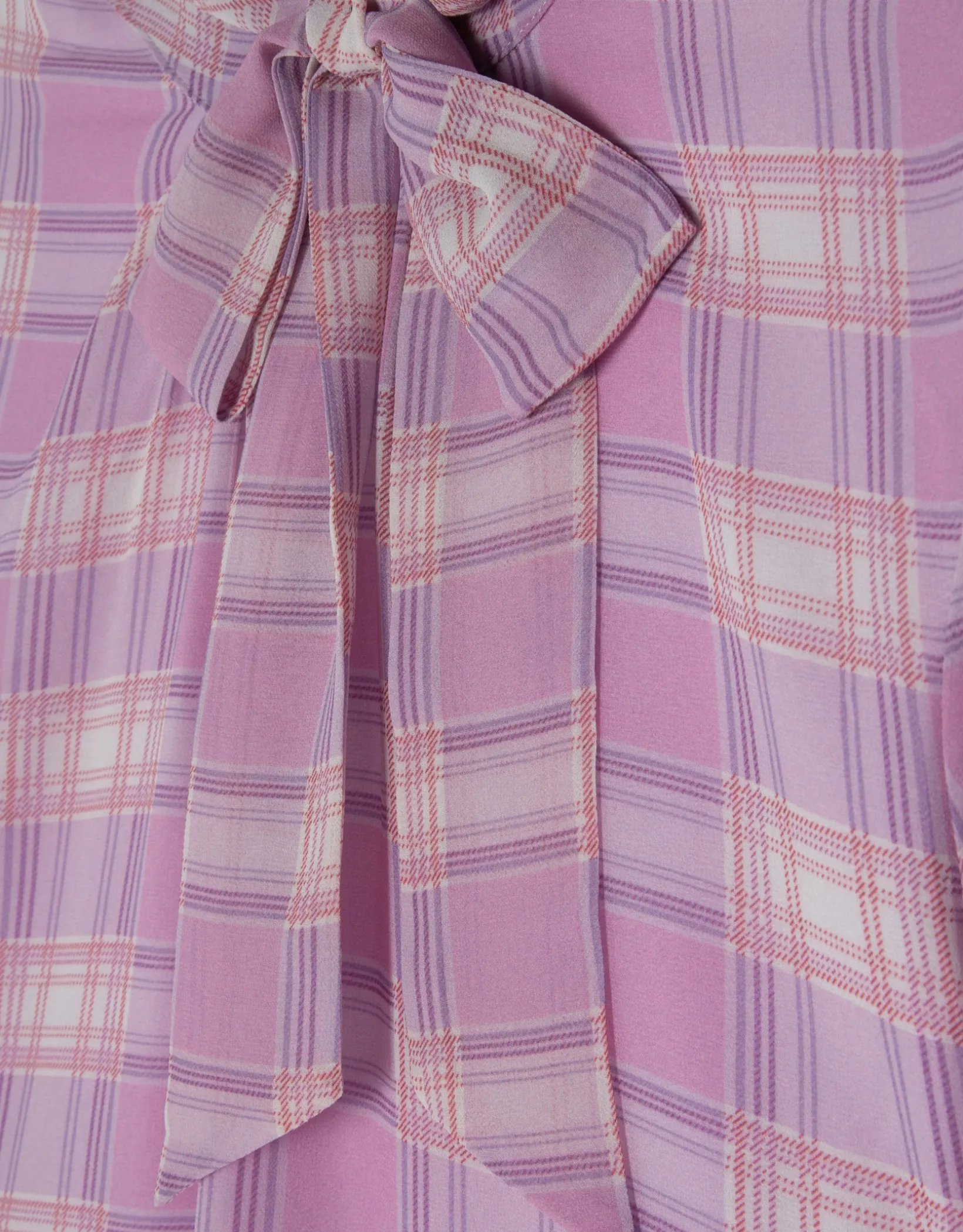 Blusa manga corta y cuello anudado cuadros tonos rosa