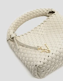 Bolso de mano Paula Clutch piel trenzada crudo