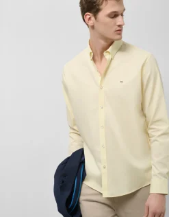 Camisa sport regular oxford amarillo claro