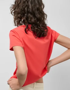 Camiseta algodón roja con flores bordadas