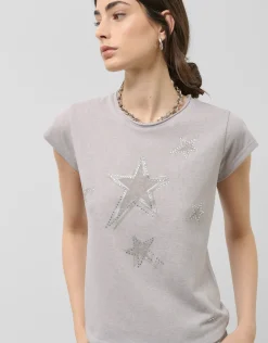 Camiseta punto ligero estampado estrellas plata
