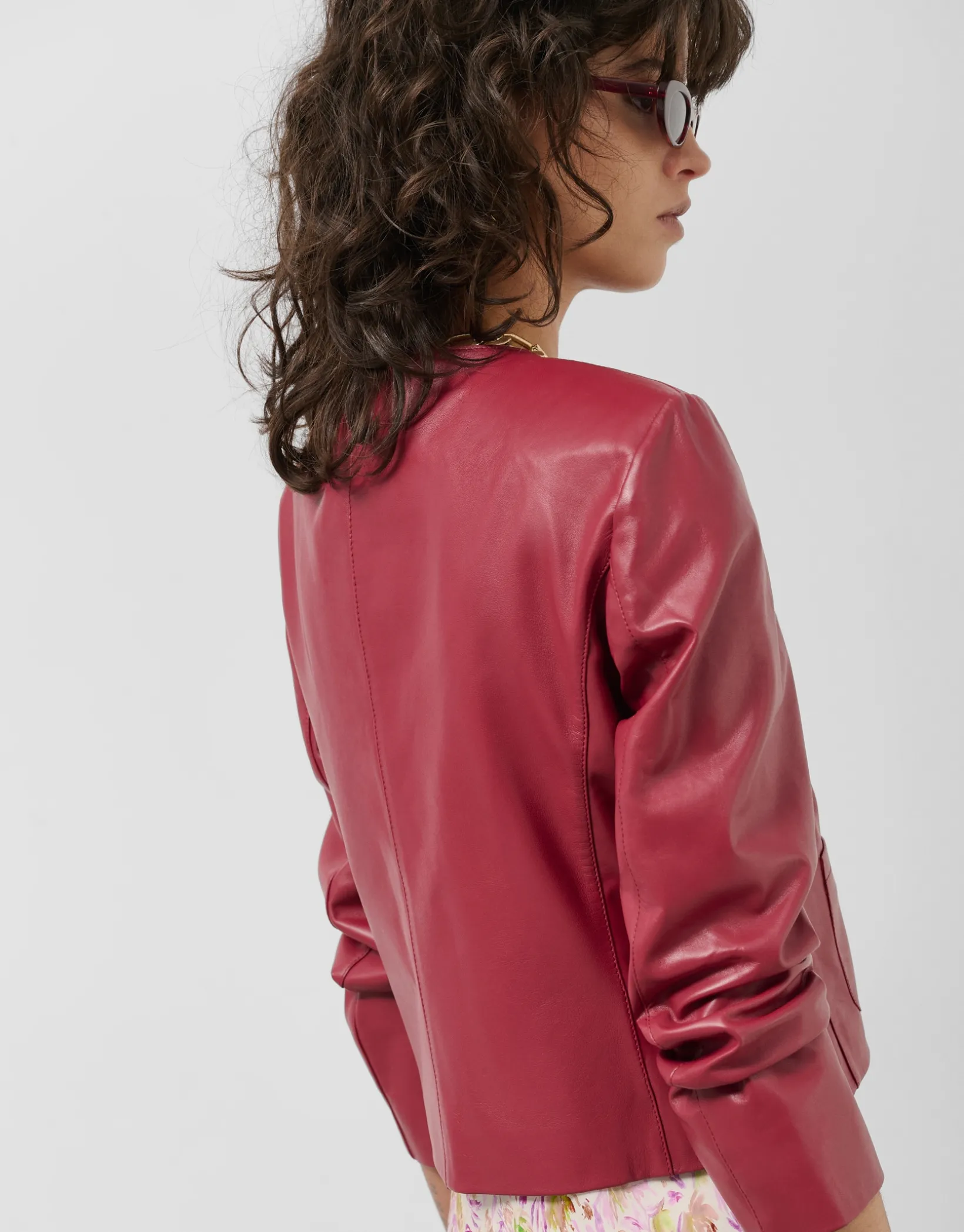 Chaqueta corta napa roja