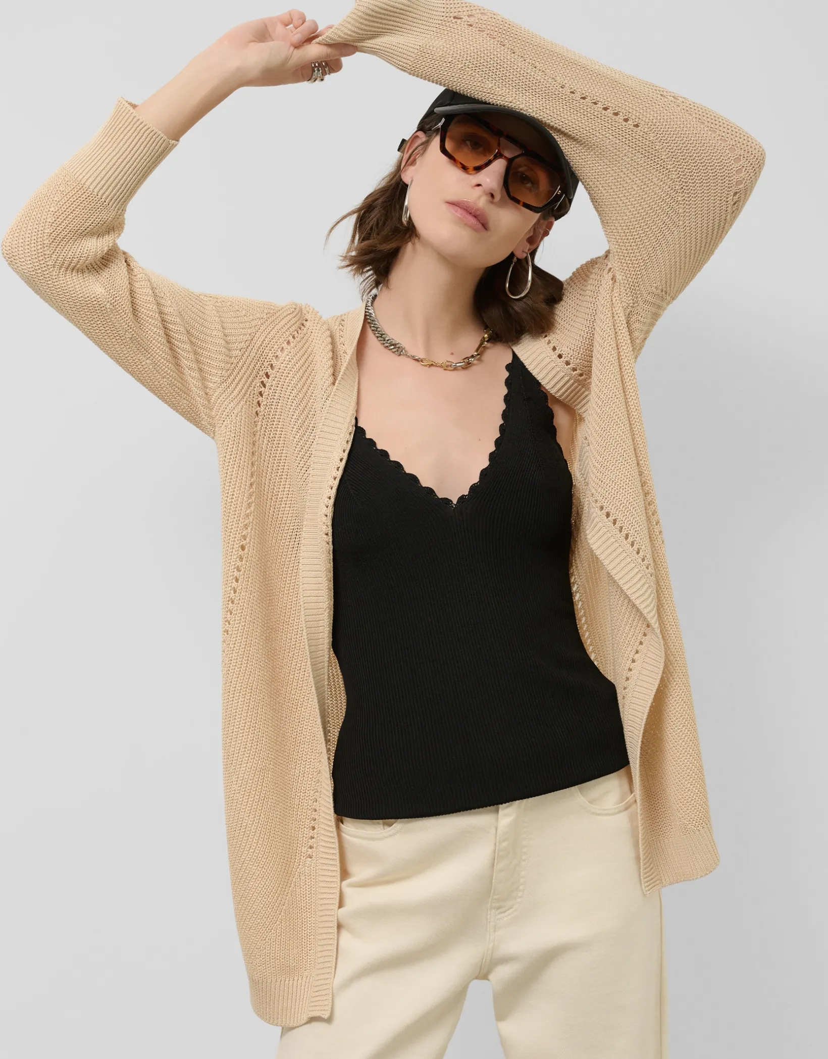 Chaqueta larga punto trabajado beige