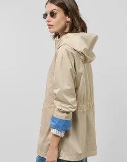 Chaqueta técnica ligera reversible cámel/azul