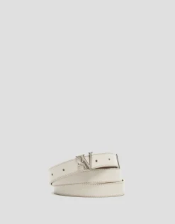 Cinturón estrecho piel saffiano beige
