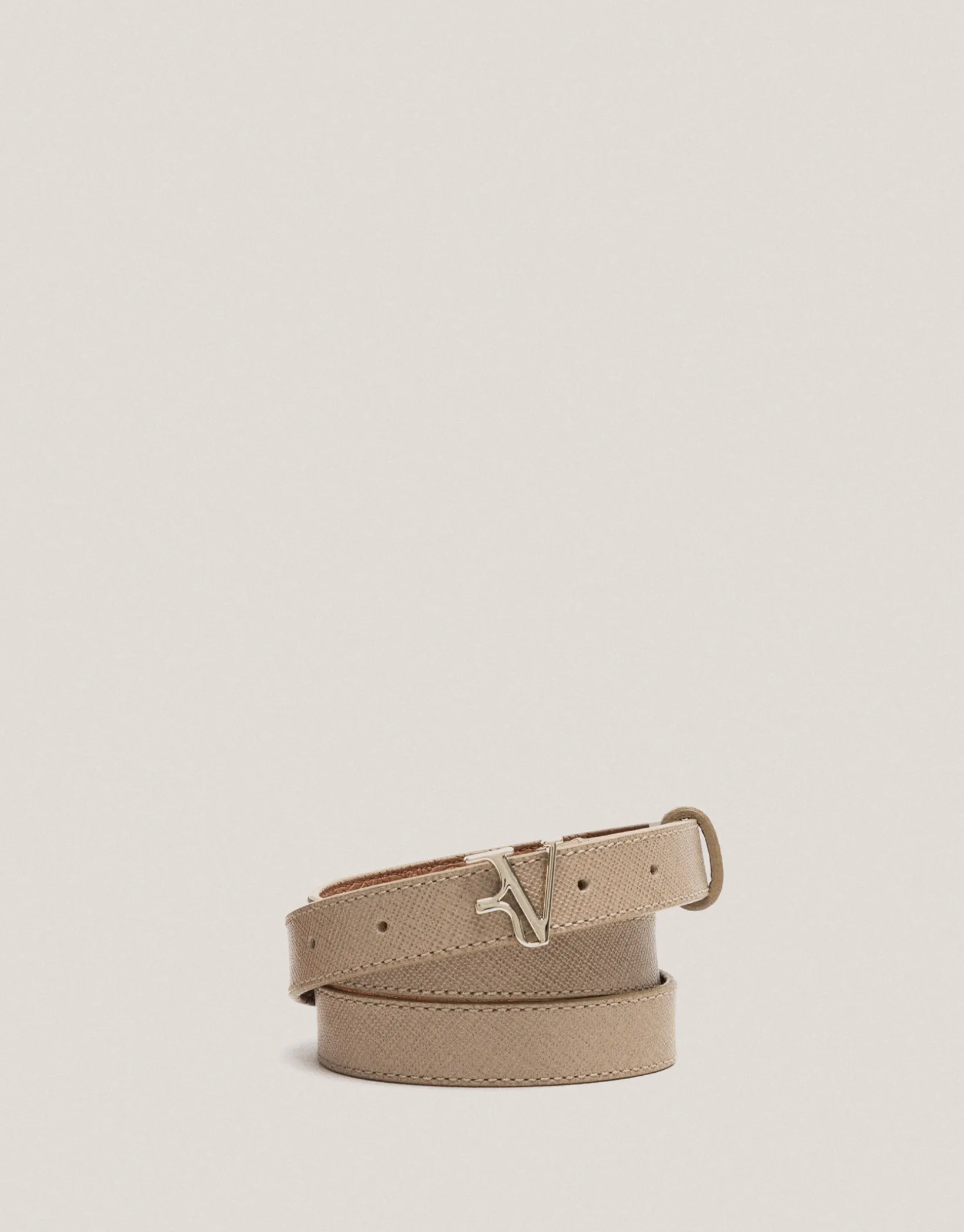Cinturón piel saffiano beige