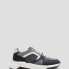 Deportiva estilo runner gris con suela track