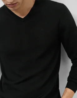 Jersey cuello pico punto lana negro