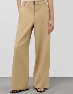 Pantalón ancho fluido twill marrón con cinturón