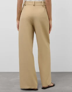 Pantalón ancho fluido twill marrón con cinturón