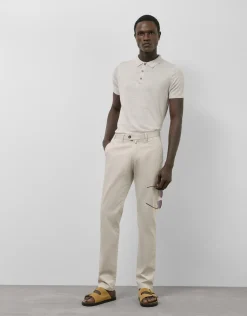 Pantalón chino regular algodón tintado beige