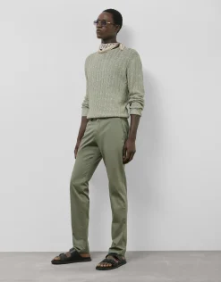 Pantalón chino regular algodón tintado verde caqui