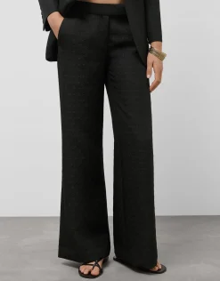 Pantalón recto fantasía relieve negro
