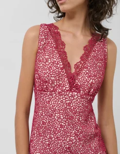 Vestido corto escote pico sin mangas guipur frambuesa