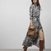 Vestido midi camisero manga larga animal print azul marino