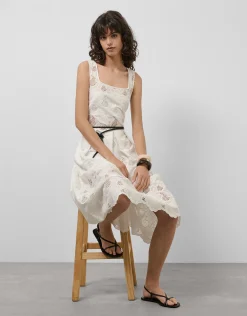 Vestido midi de sisas en guipur blanco