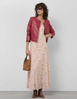 Vestido midi de tirante fruncido estampado floral rosa