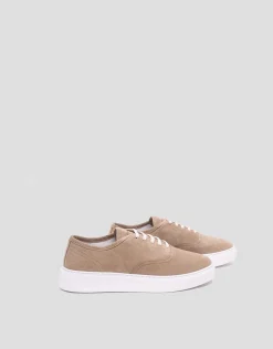 Zapatilla deportiva serraje visón