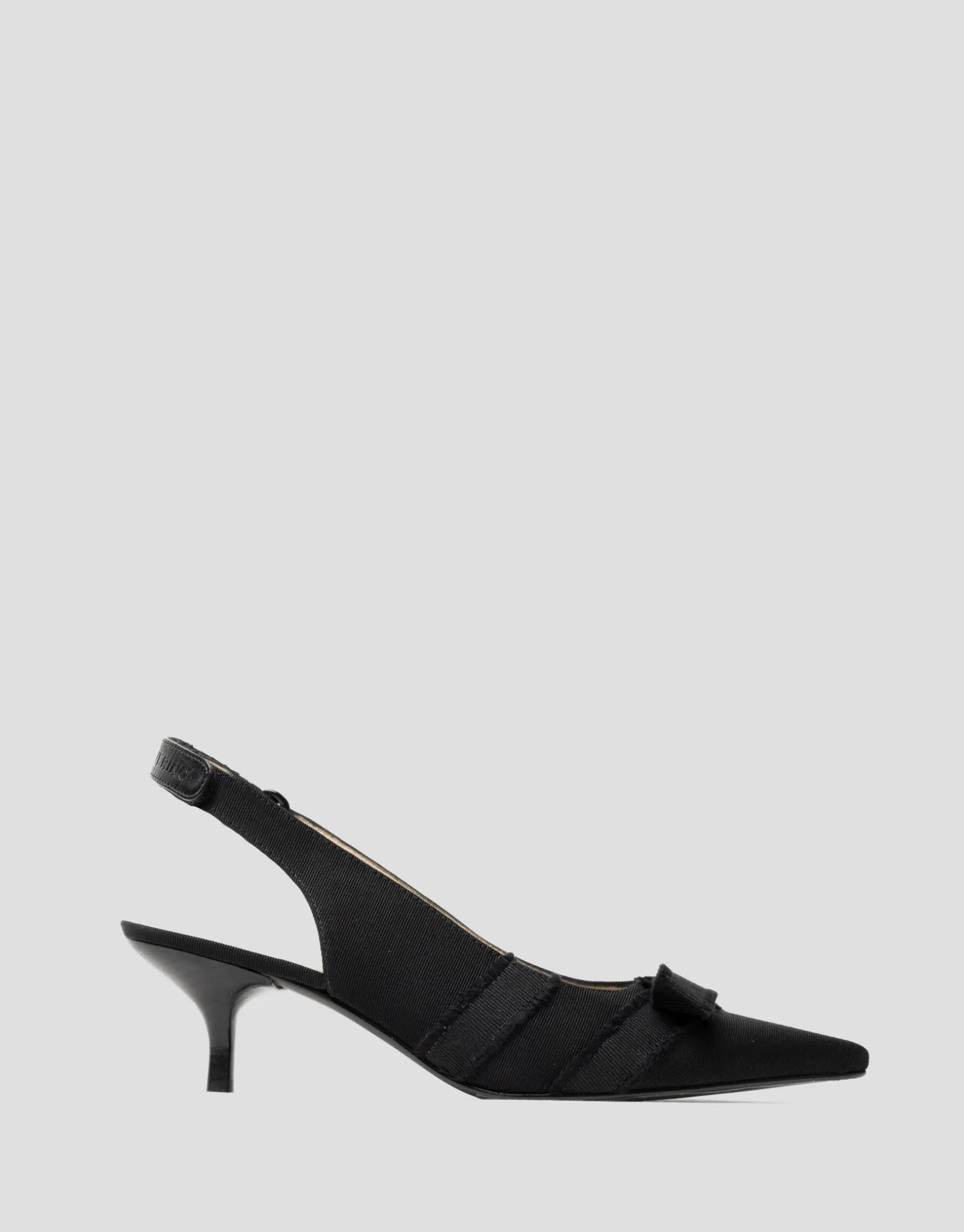 Zapato salón destalonado tejido desflecado negro